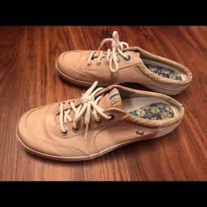 💛 Keds Creamy Tan Mules 💛